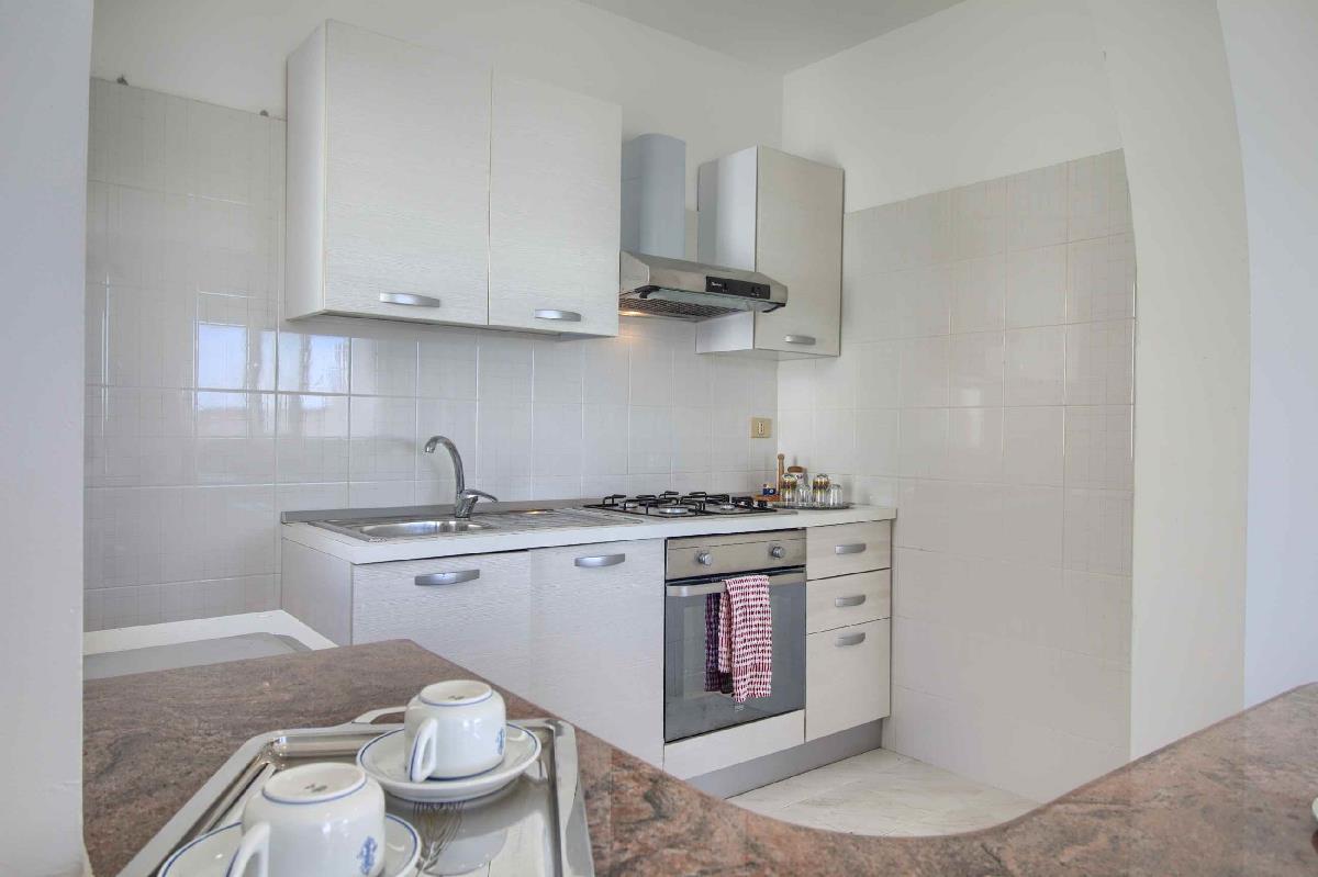 Front Beach Torre Mozza