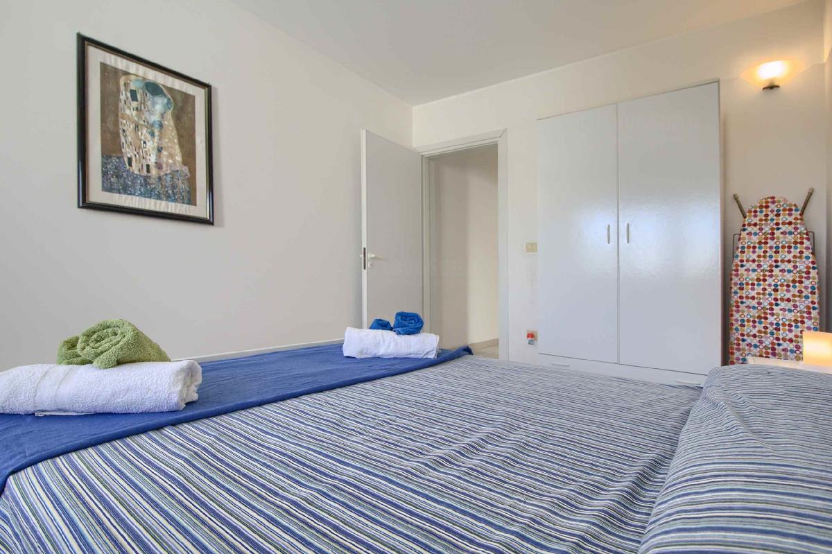 Front Beach Torre Mozza