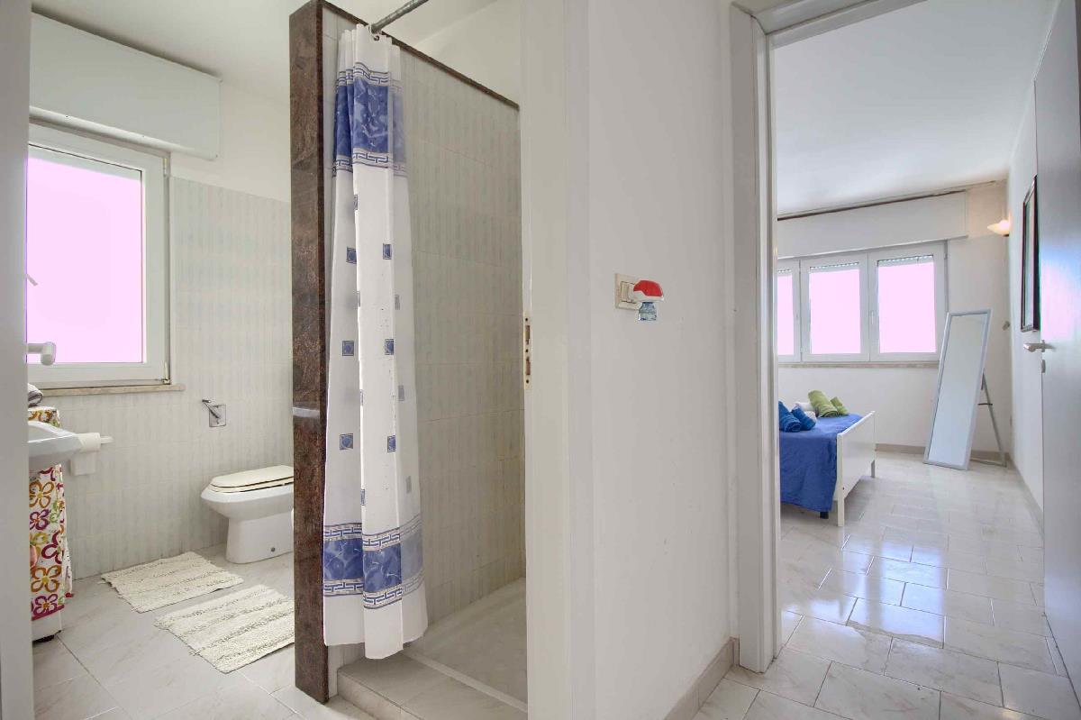 Front Beach Torre Mozza