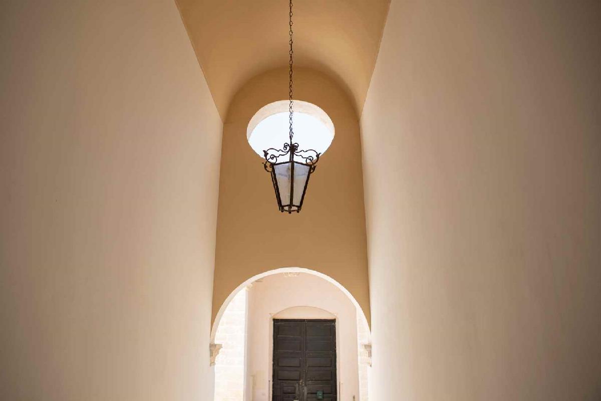 Alloro – Luxury Distilia