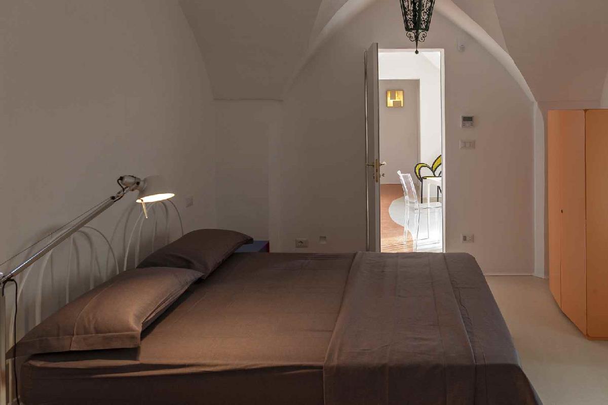 Alloro – Luxury Distilia