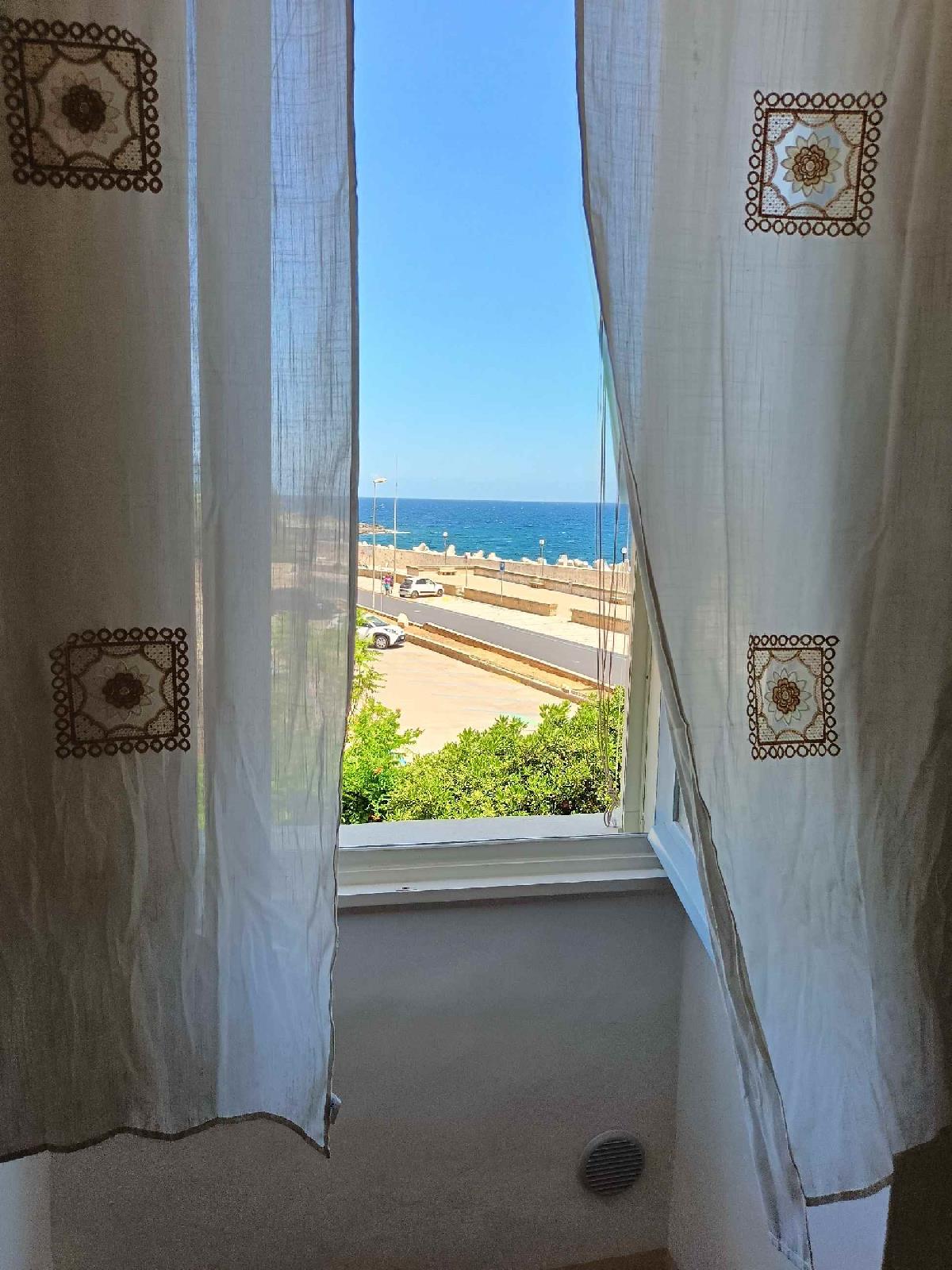 Apt Gloria – Villa Risolo