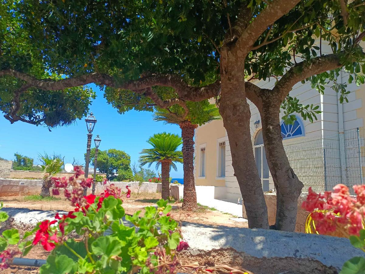 Apt Gloria – Villa Risolo